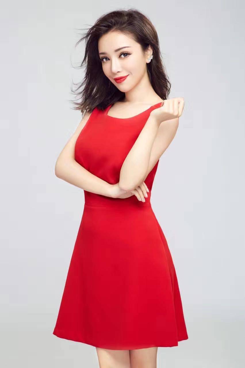 央视七夕主持阵容豪华,宝藏主持维妮娜惊喜加入