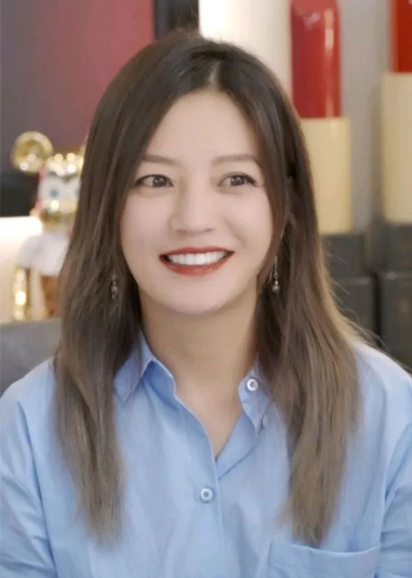 驯鹿娱乐张哲瀚老板赵薇也犯过同样错误上梁不正下梁歪