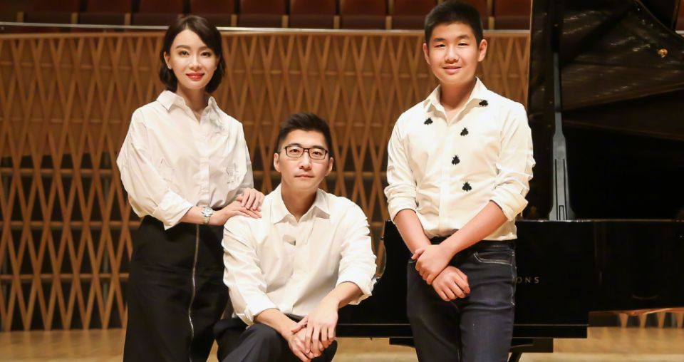 结婚10年没生育,老公多次传绯闻引争议|陈数|赵胤胤|继子_新浪新闻