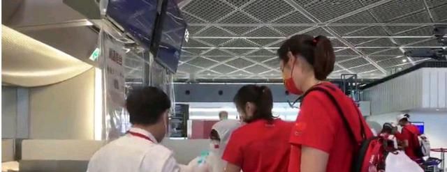 不对劲!中国女排回国后行为令人疑惑,这是被区别对待休闲区蓝鸢梦想 - Www.slyday.coM