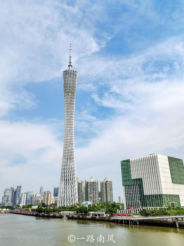 广州出现首座人行跨江大桥,机动车被禁止通行,过桥需要预约休闲区蓝鸢梦想 - Www.slyday.coM 广州出现首座人行跨江大桥,机动车被禁止通行,过桥需要预约休闲区蓝鸢梦想 - Www.slyday.coM