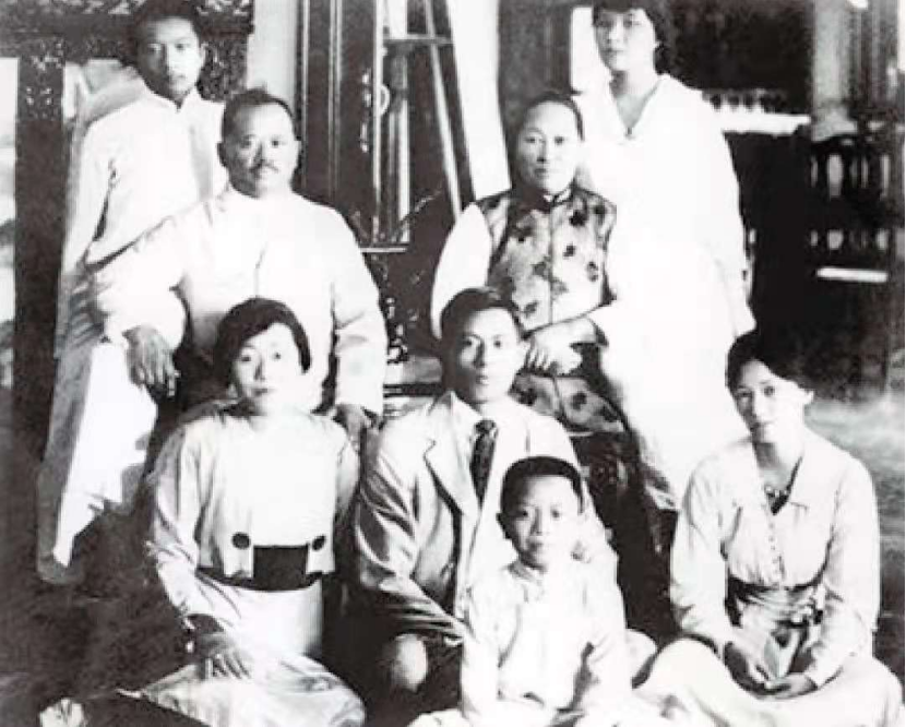 “女子3次被父亲烧毁录取通知书”：孩子的人生最容易毁在这3种父母手中休闲区蓝鸢梦想 - Www.slyday.coM