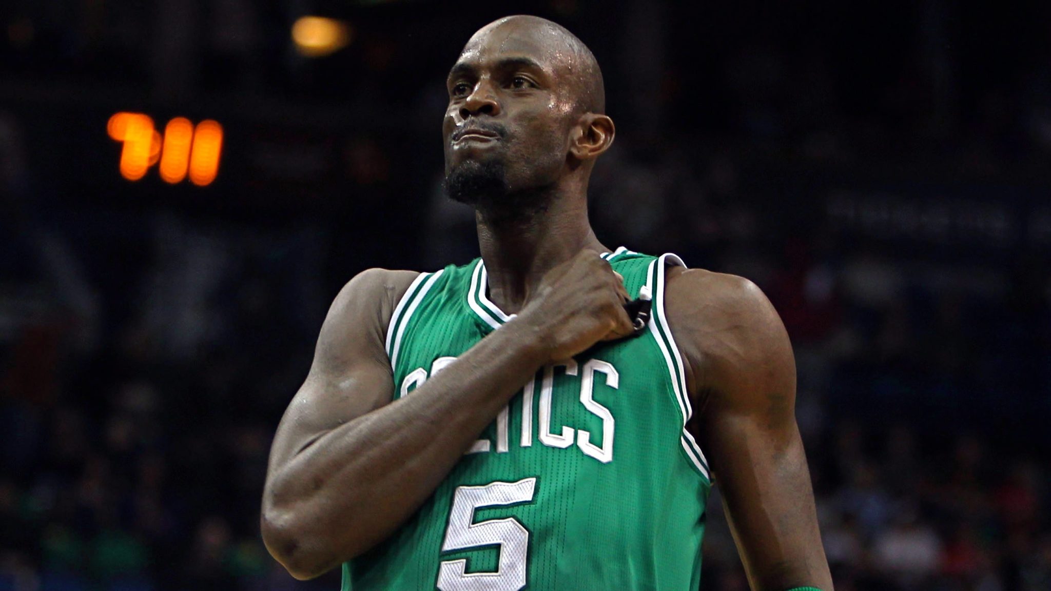 退役几年了,他们仍然在领工资!罗尔邓坑惨湖人,加内特让人意外