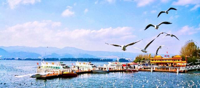 2021年昆明50所民办中学收费标准:低于1万元收费仅有三所学校!休闲区蓝鸢梦想 - Www.slyday.coM 2021年昆明50所民办中学收费标准:低于1万元收费仅有三所学校!休闲区蓝鸢梦想 - Www.slyday.coM