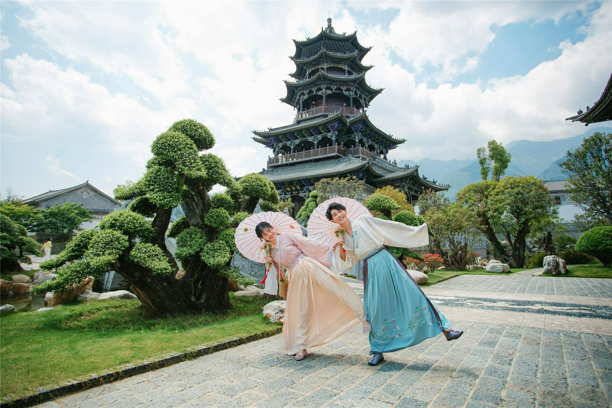 问答贴!大理丽江旅拍婚纱照摄影全攻略|古装婚纱照如何拍得好看