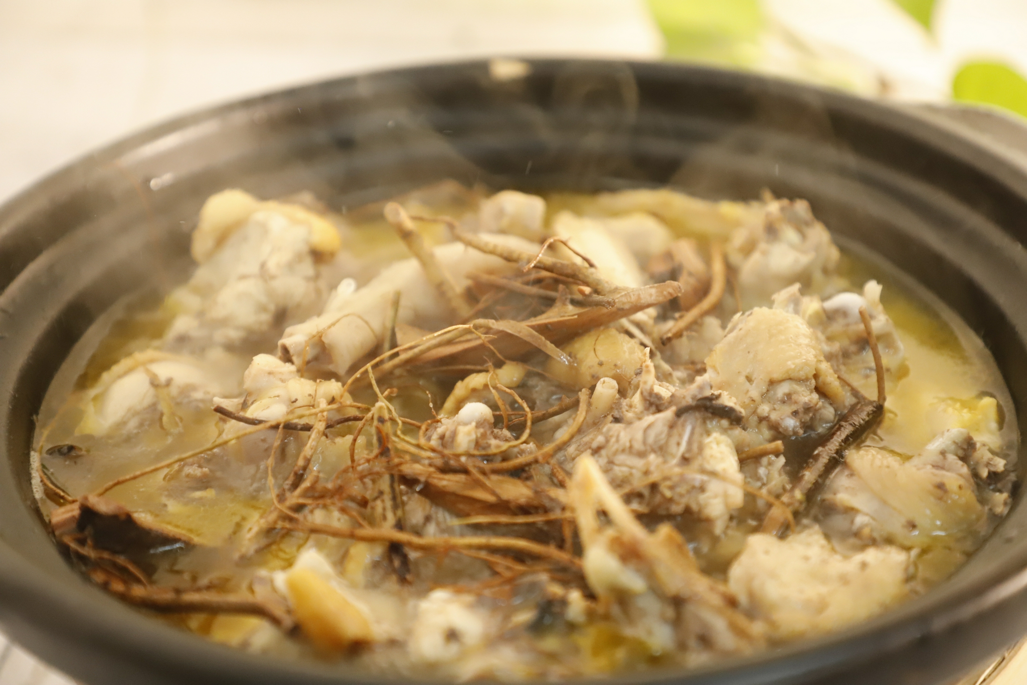 沙煲牛奶树根鸡