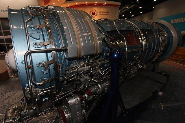 做工精细的苏27战斗机专用发动机改型版al31fn