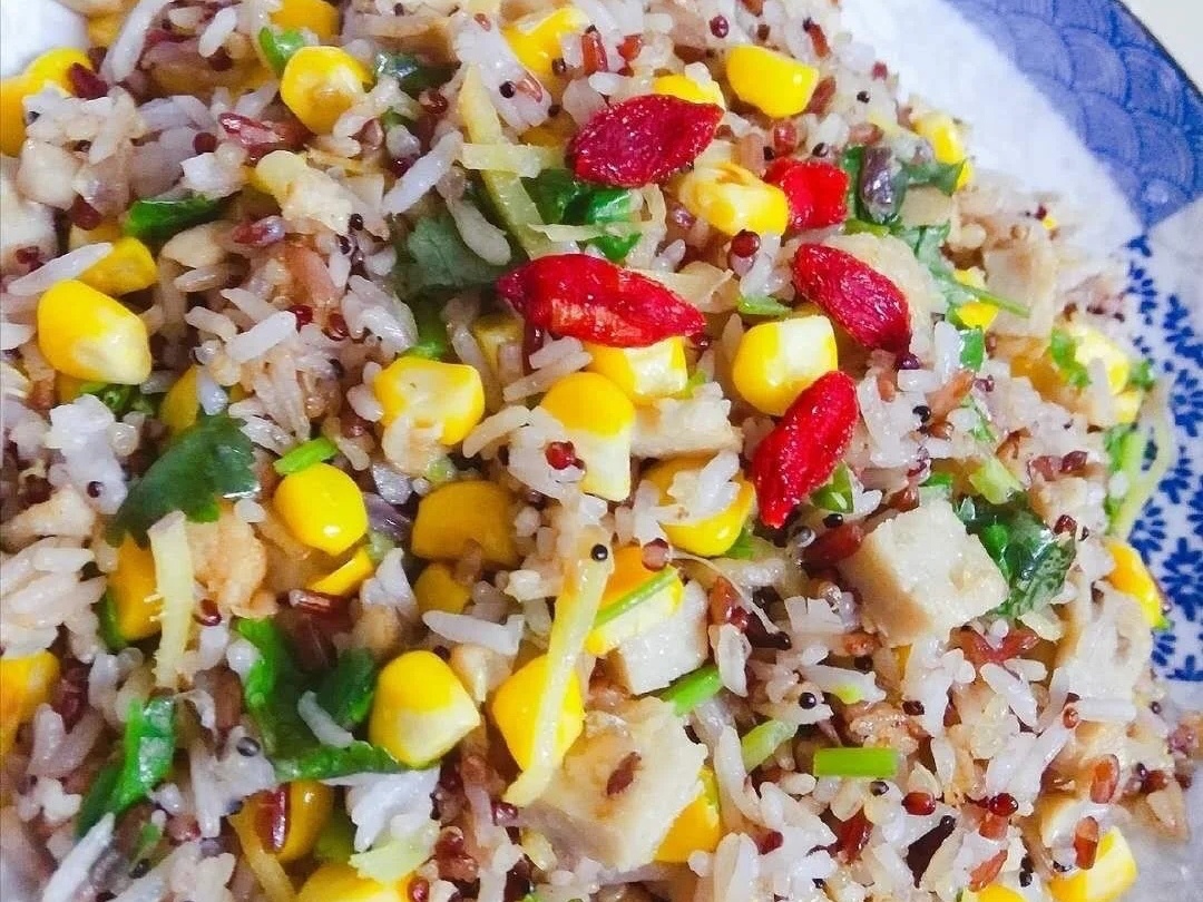 粟米豆腐杂粮炒饭