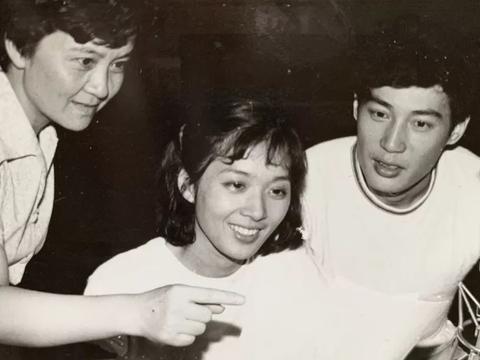 台湾知名作家琼瑶自杀原因 f24b-821f2fb2f434ca188f30ebffa3043af1.jpg