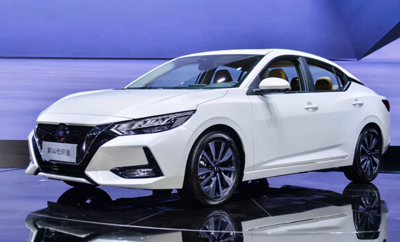 又年轻又安全第七代伊兰特产品力强势压倒轩逸