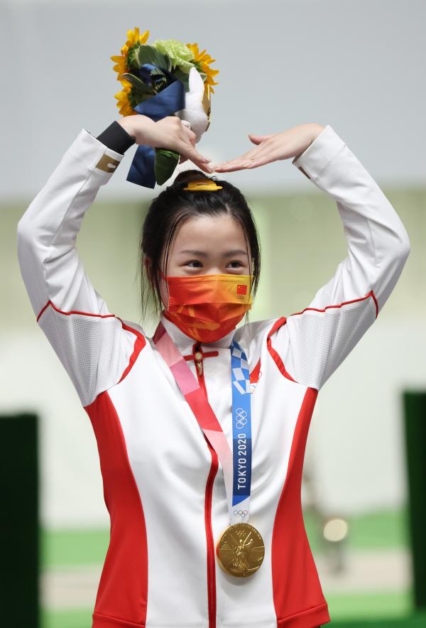 对话丨可爱女孩杨倩:在清华只是"学渣",想现场看德云社