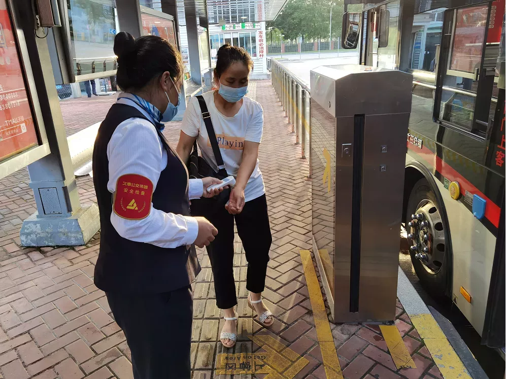 软硬兼施！上海又交出了一份“模范作业”休闲区蓝鸢梦想 - Www.slyday.coM