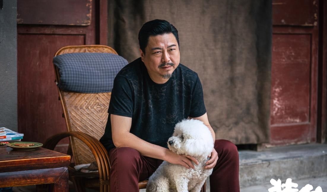 对于李传缨这个演员,普通观众可能不太熟悉,但是如果你看过去年"张