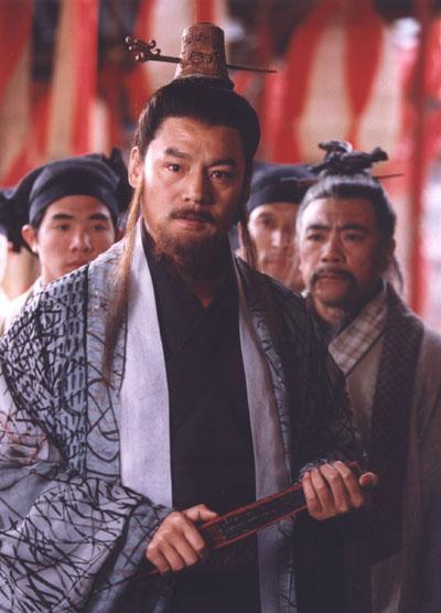 演员巍子拍情满珠江大火尝到片酬甜头为摆脱人艺装病拒演