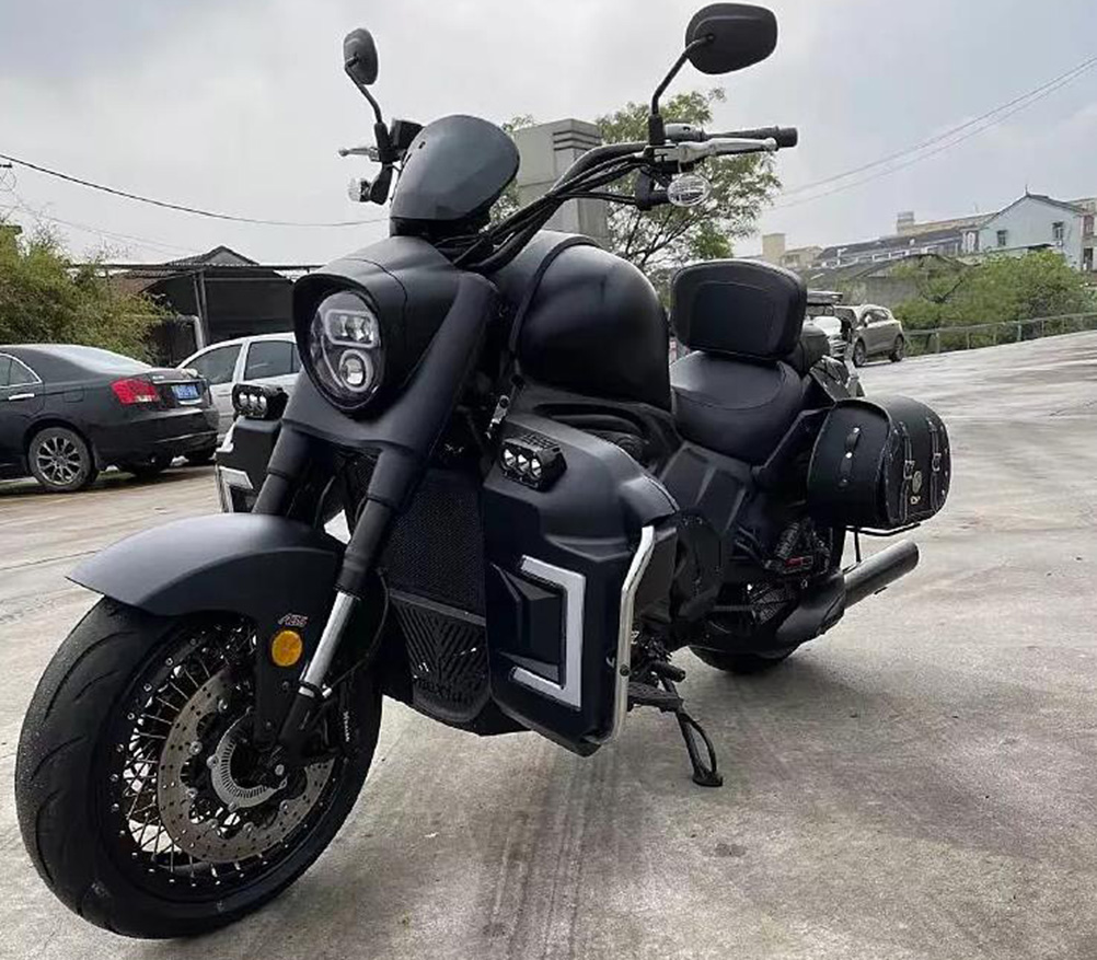 森隆摩托申报了一款全新的摩枭650巡航太子车,不只是大排量发动机