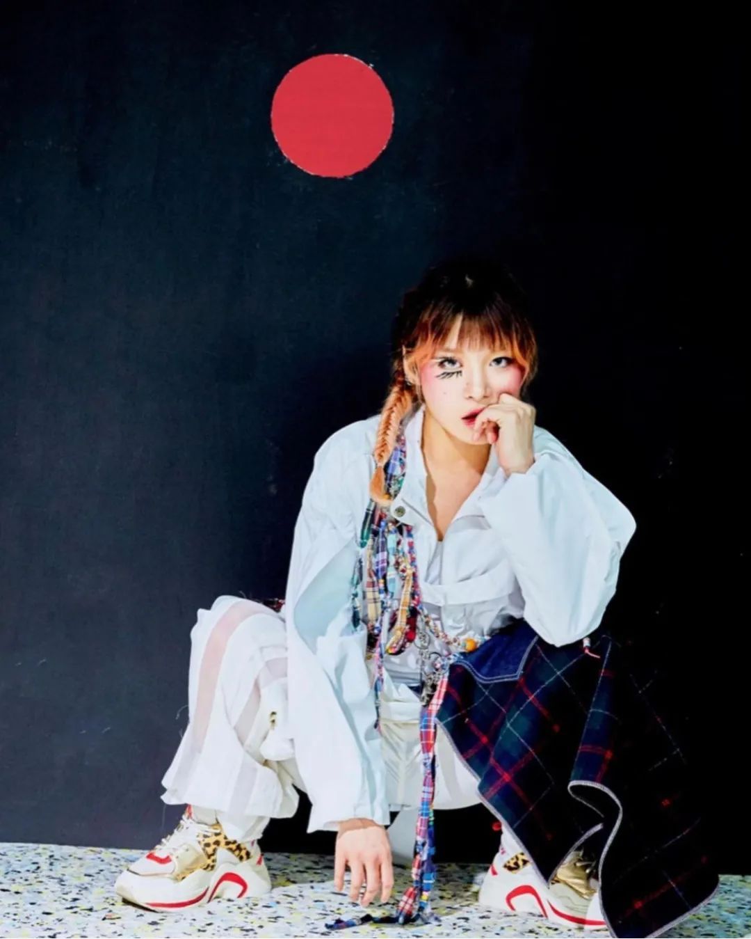 jvcki也参与过许多合作,比如同厂牌indigo发行的专辑《im》,以及和