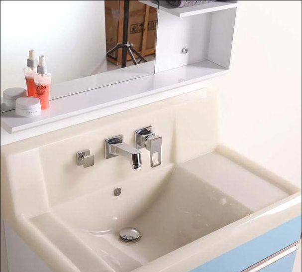 建议大家:卫生间再大,也不要装洗手台了!瞧人家这布置,开眼了休闲区蓝鸢梦想 - Www.slyday.coM 建议大家:卫生间再大,也不要装洗手台了!瞧人家这布置,开眼了休闲区蓝鸢梦想 - Www.slyday.coM