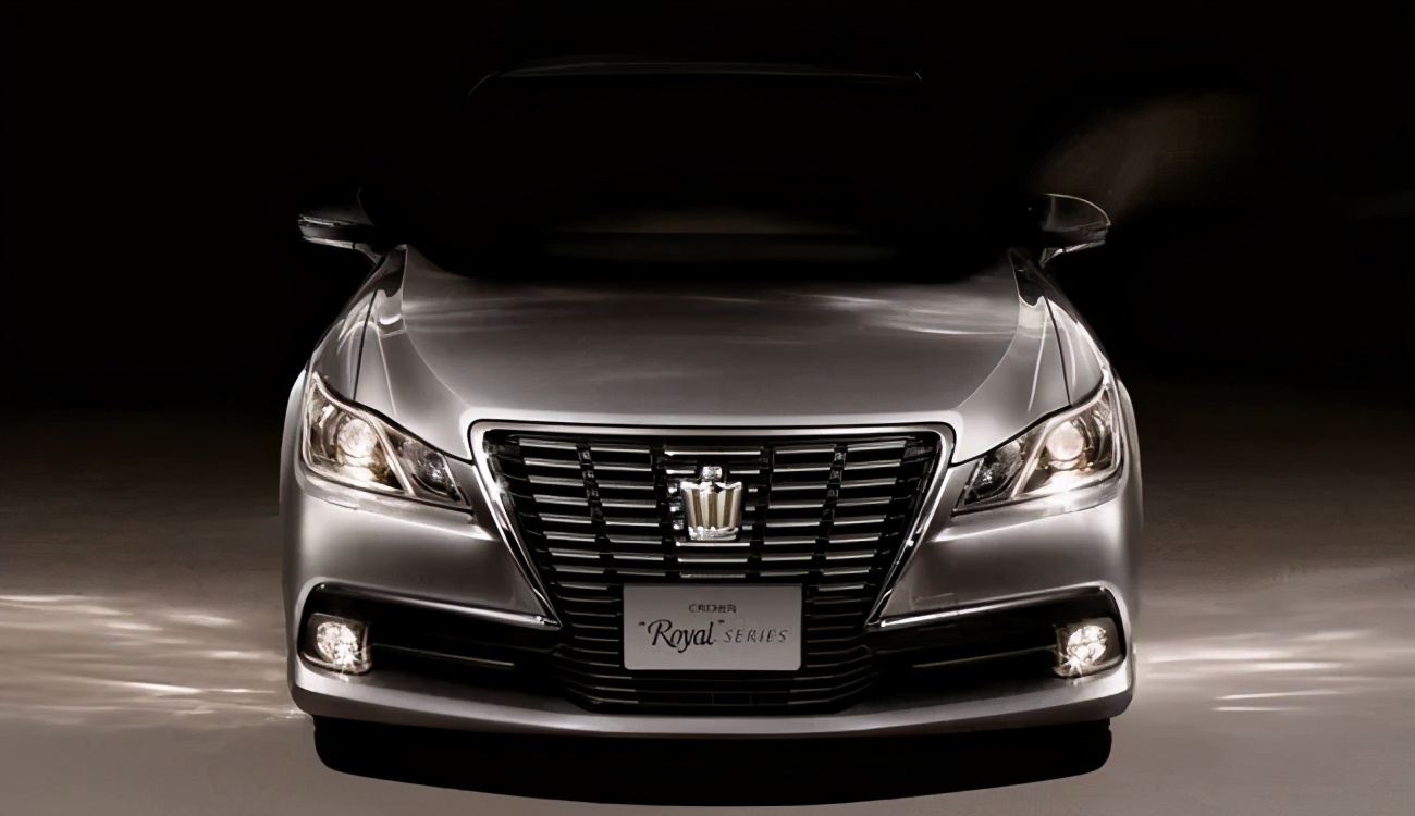 皇冠品牌首车下线 一汽丰田战力满格再战豪车市场