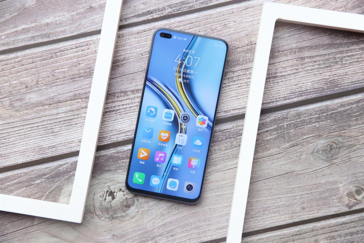 仅售1899元值得买吗66w快充6400万ai三摄新机荣耀x20评测