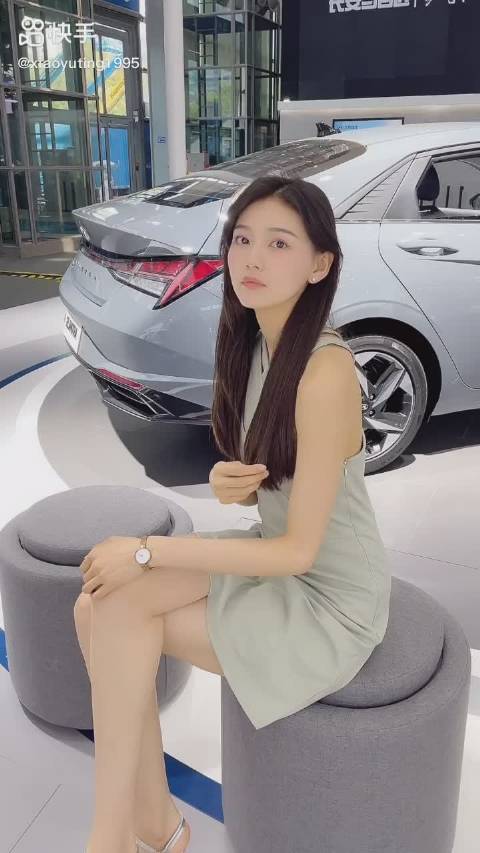 车模女神肖雨婷