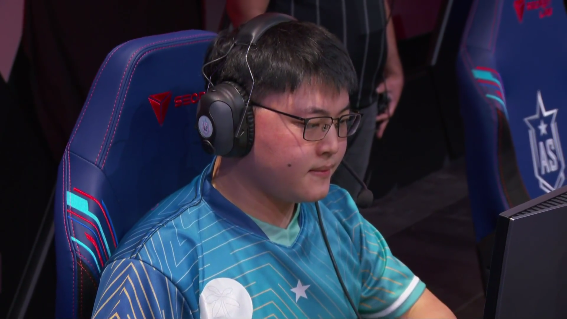 uzi玩吃鸡开科技惨遭官方制裁后愤然关播水友全体起立