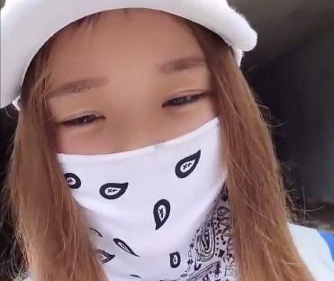 反观网红小邱妹事件,既然家属也已澄清小邱妹是在下班的过程中出现