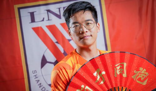 段刘愚加盟格拉纳达遭到球迷抵制!球迷:他不如半职业球员.