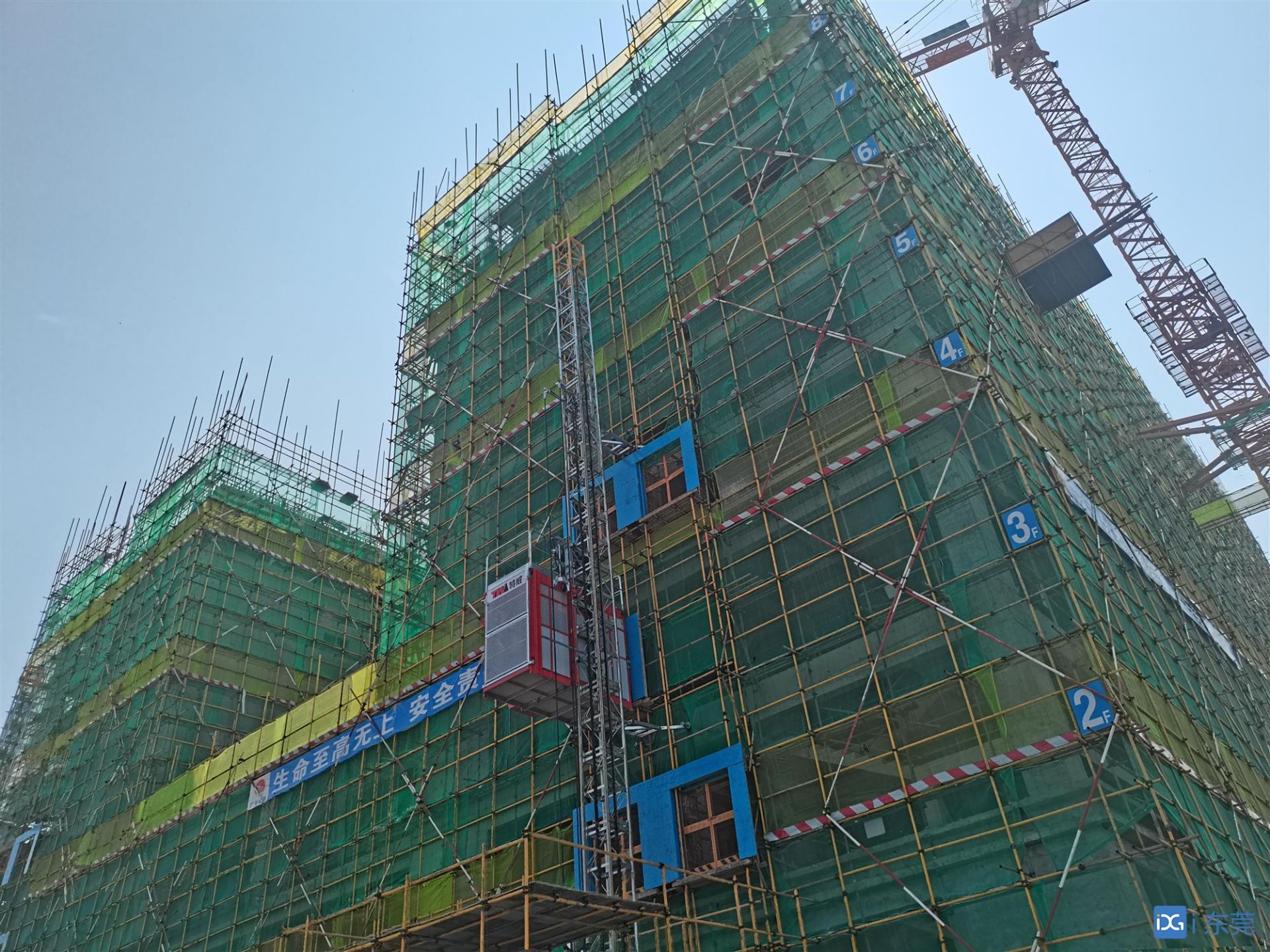 固定投资gdp_8月份国民经济成绩单:前8月固定资产投资增长8.9%房地产开发投资...