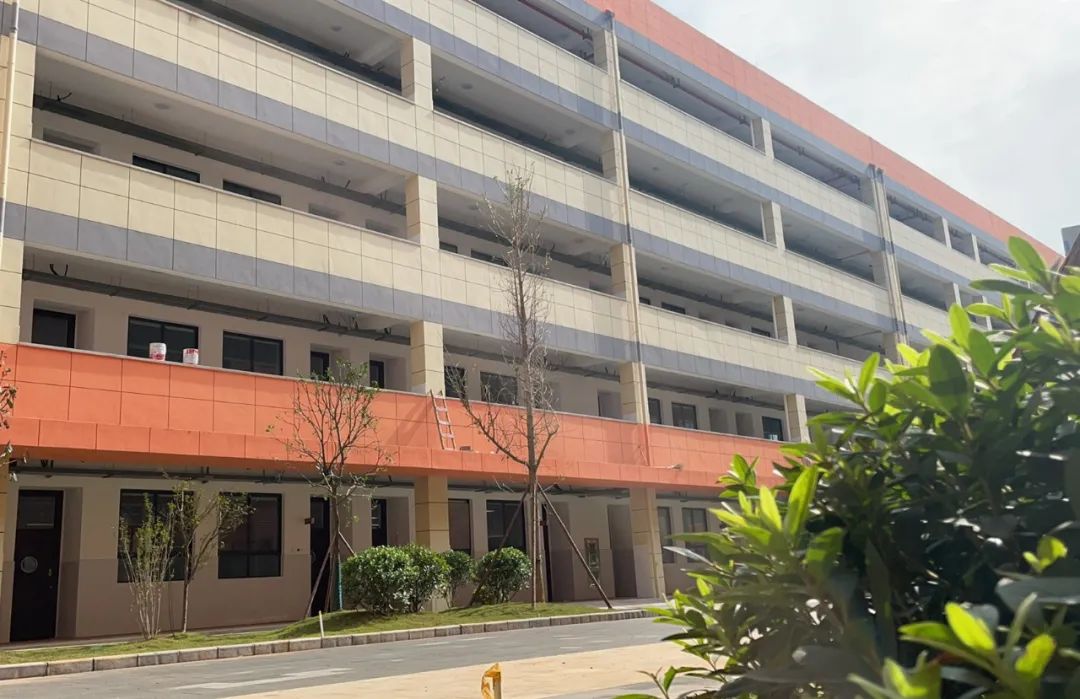 仰天湖实验学校校园一角.均为学校供图
