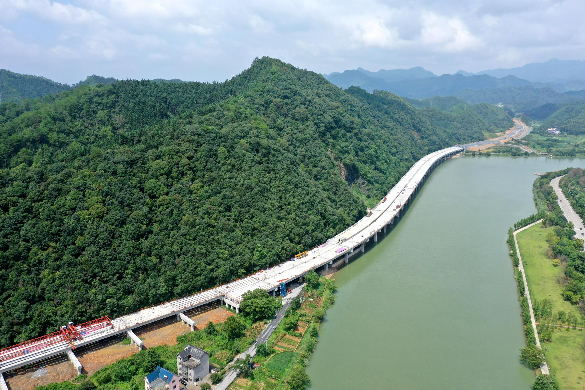 开化:绿水青山间 架起水上公路桥|开化|绿水青山|衢州市_新浪新闻