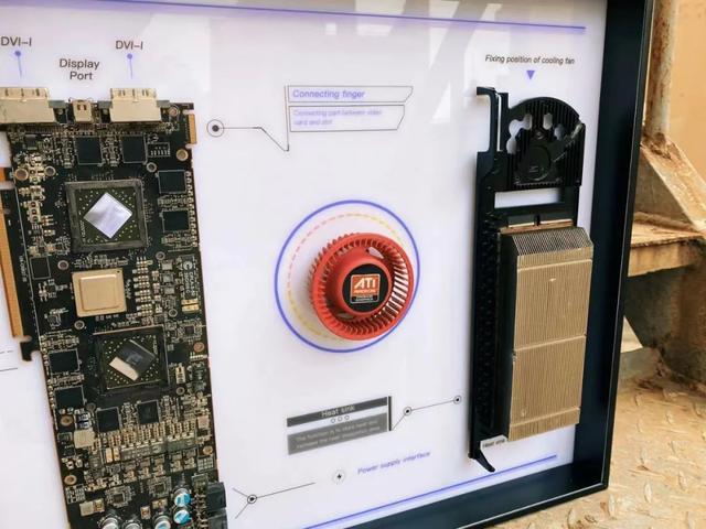 浙江90后小伙靠“卖云”年入百万 还有这些“神仙工作”让你想不到休闲区蓝鸢梦想 - Www.slyday.coM