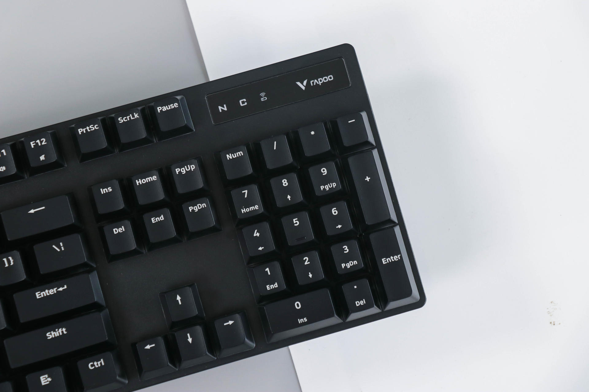 百元价位无线机械键盘体验如何雷柏v500pro无线版带来答案