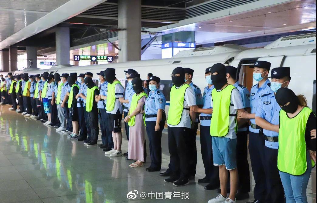 3000多人掉进考证躺赚陷阱!两个套路曝光……休闲区蓝鸢梦想 - Www.slyday.coM 3000多人掉进考证躺赚陷阱!两个套路曝光……休闲区蓝鸢梦想 - Www.slyday.coM