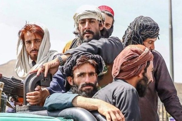 阿富汗副总统复辟，带着阿军夺回失地，美国的心思又活泛了起来休闲区蓝鸢梦想 - Www.slyday.coM