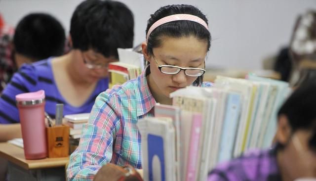 衡中校长之子涉嫌“高考移民”,细节被曝光,看着就让人一阵后怕!休闲区蓝鸢梦想 - Www.slyday.coM