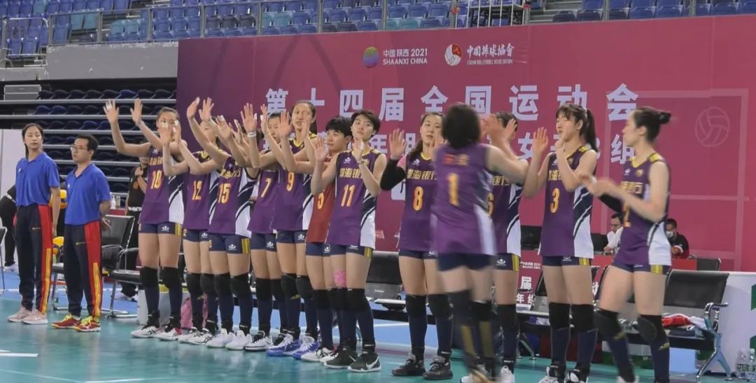 全运在即天津女排成年组青年组携手备战向冠军进发