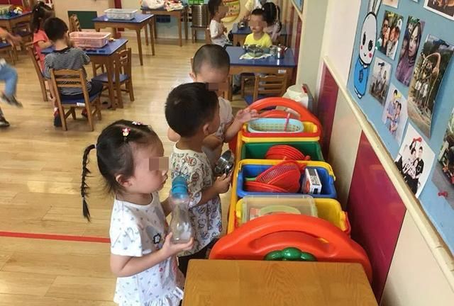 孩子该上幼儿园时,直接送去就行了,入园前,需要做到这四个准备休闲区蓝鸢梦想 - Www.slyday.coM 孩子该上幼儿园时,直接送去就行了,入园前,需要做到这四个准备休闲区蓝鸢梦想 - Www.slyday.coM