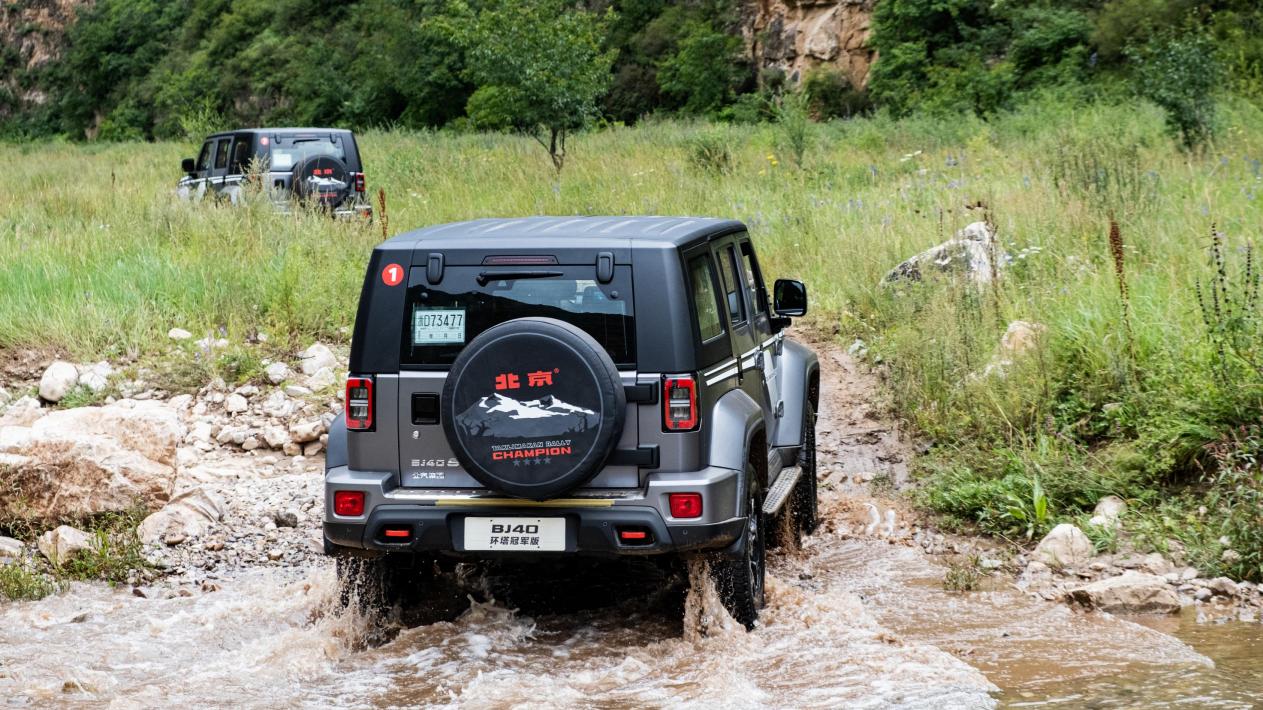 试驾北京bj40环塔冠军版,越野老炮终极之选