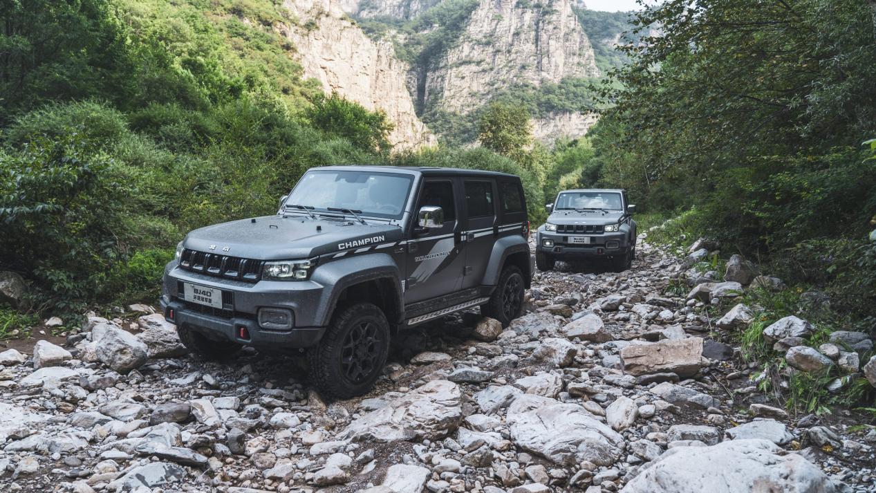 试驾北京bj40环塔冠军版,越野老炮终极之选