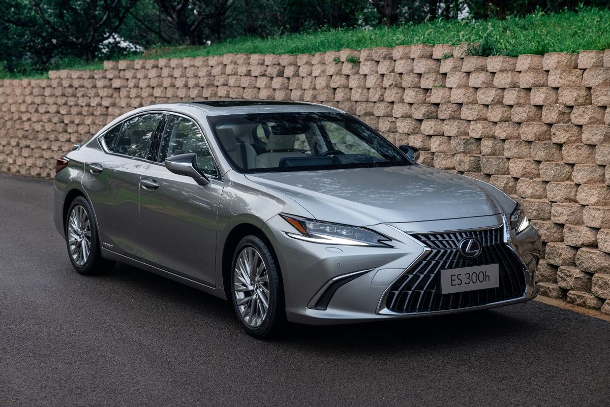 新雷克萨斯es上市啦,你确定不瞅一下?-新浪汽车