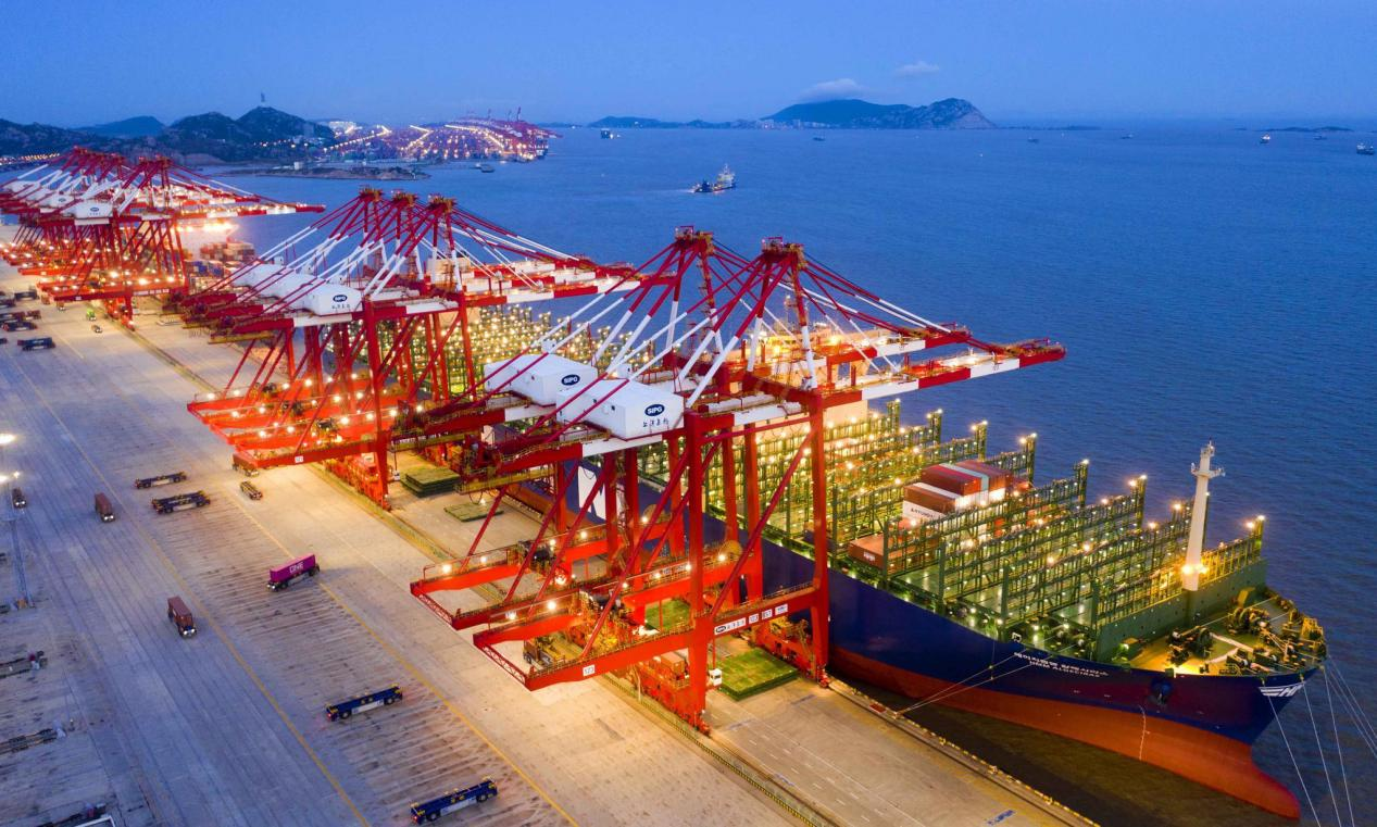 耗资700亿，吞吐量超过美国全部港口？全球第一大港，中国造成了休闲区蓝鸢梦想 - Www.slyday.coM