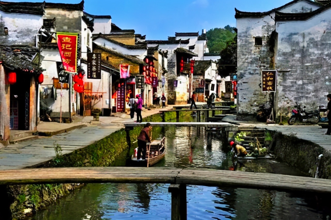 这个景区就是古徽州文化旅游区.