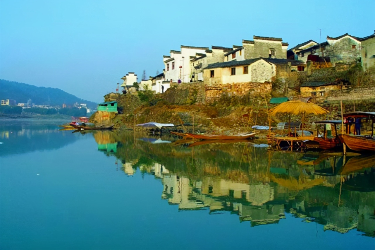 安徽探索徽州文化景点由五大景区构成还可以品尝徽州美食