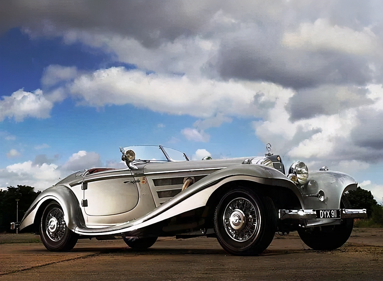 在今年圆石滩车展上的老爷车来自一位眼科医生的收藏