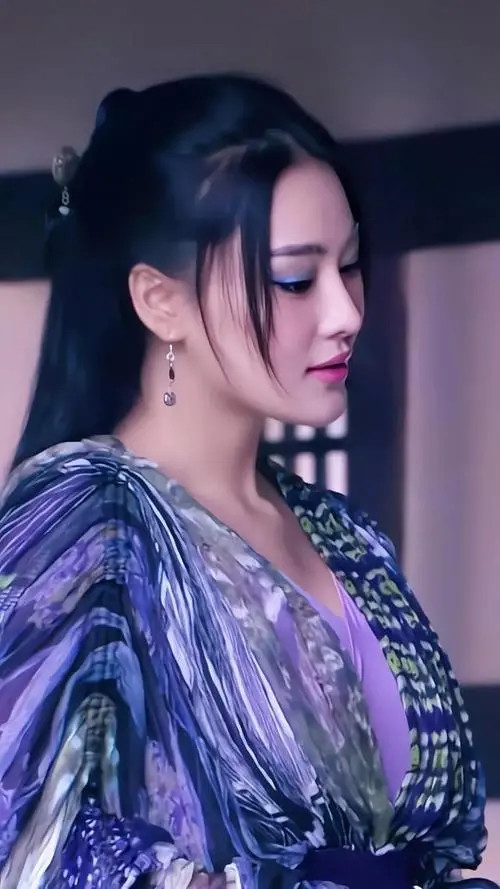 马夫人哪是谁都能演?有人又纯又欲,有人卖弄刻意,新版全靠衬托