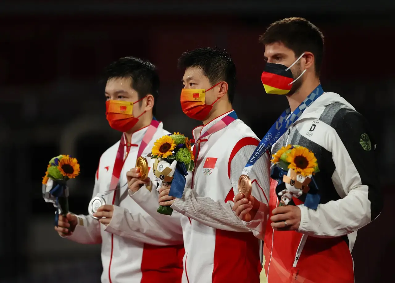 谁是未来男乒一哥?马龙用实力证明自己的地位!樊振东有话要说!休闲区蓝鸢梦想 - Www.slyday.coM 谁是未来男乒一哥?马龙用实力证明自己的地位!樊振东有话要说!休闲区蓝鸢梦想 - Www.slyday.coM