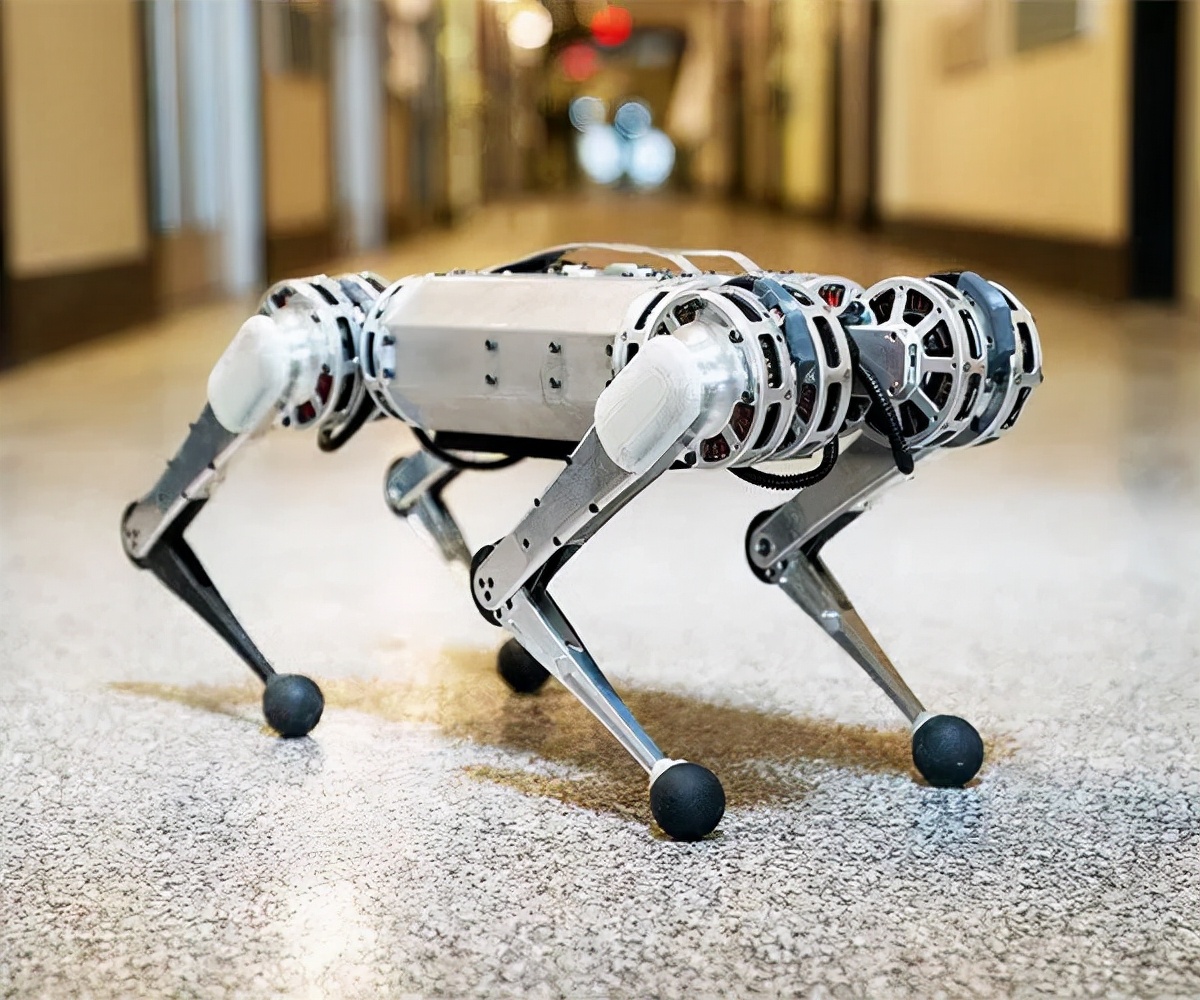 由mit开发的 mit cheetah 3,mit cheetah 2, mit cheetah mini 产品一