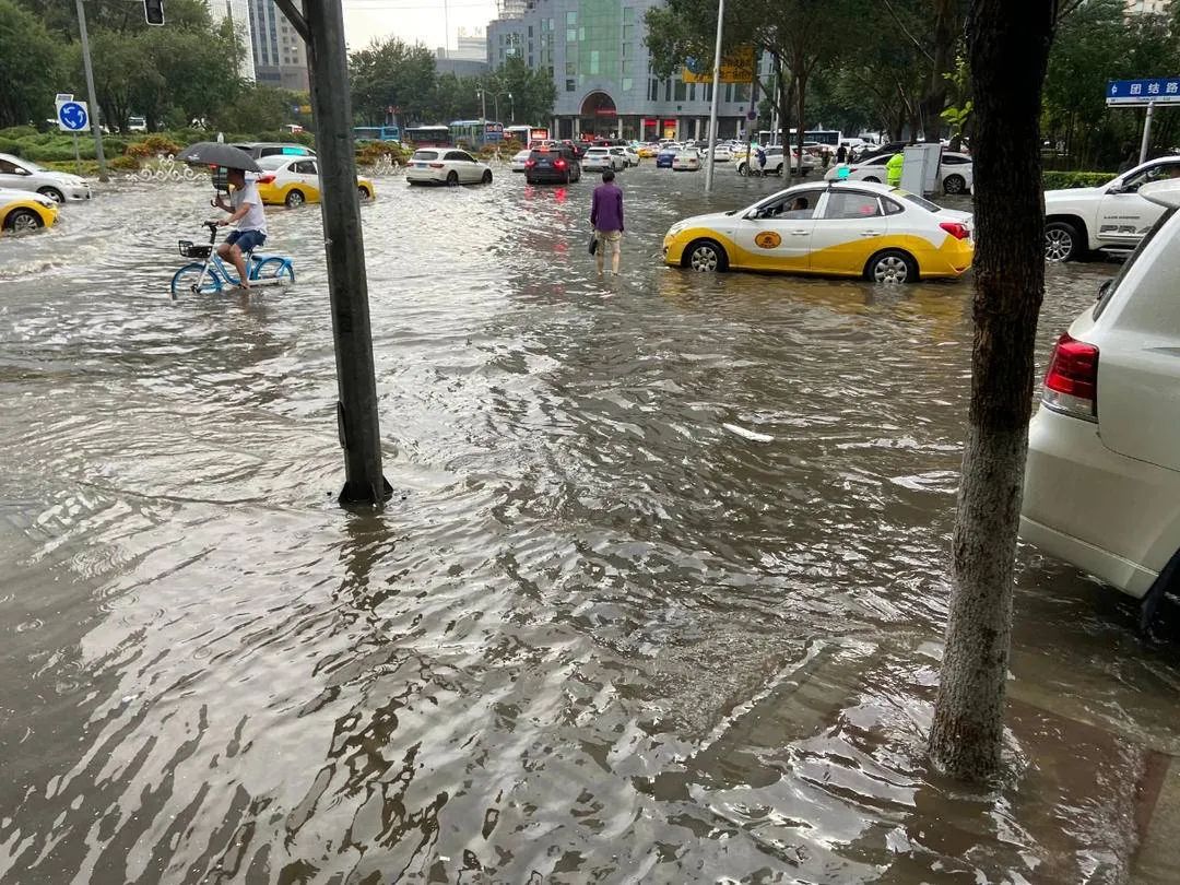 停课！深圳天气发布暴雨红色预警信号_深圳新闻网