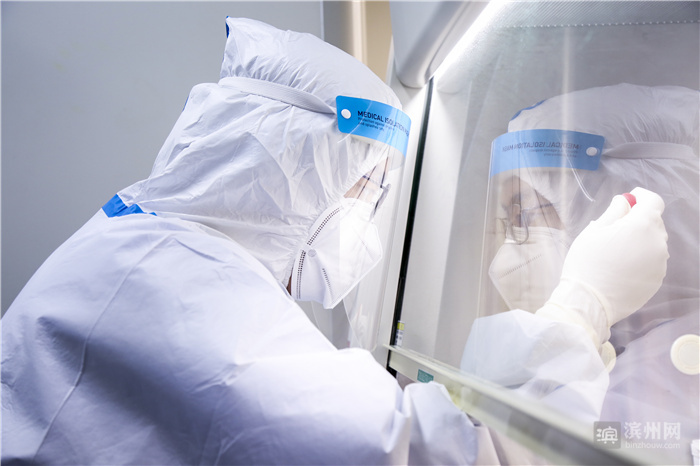 滨城区疾控中心核酸检测实验室：每天检测超过四百管样本，为疫情防控起到“一锤定音”的作用休闲区蓝鸢梦想 - Www.slyday.coM