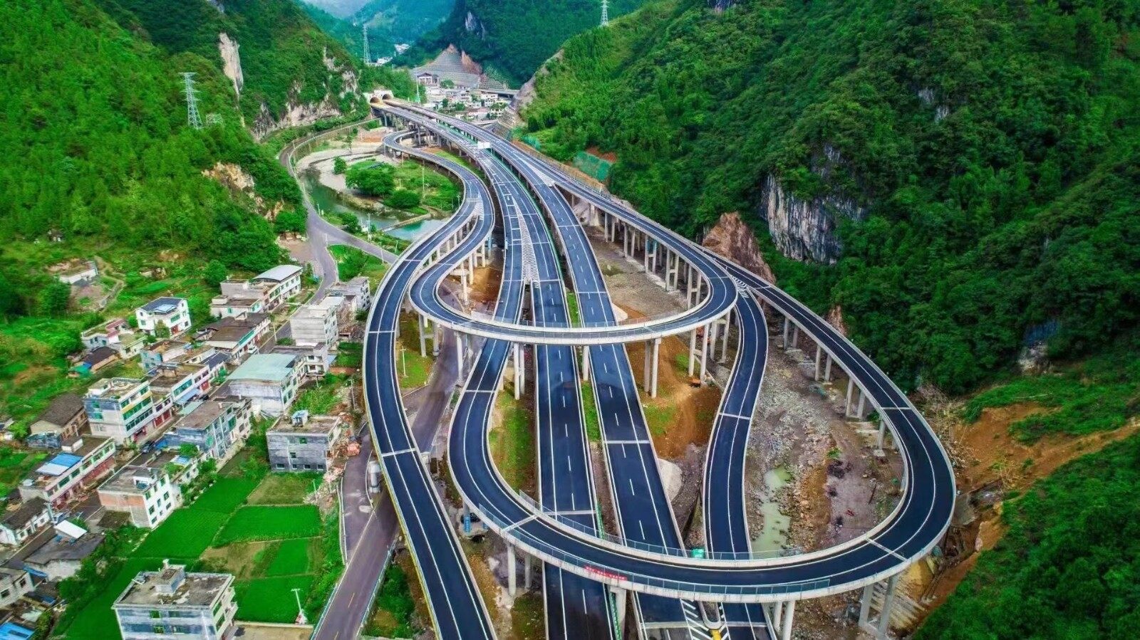 中建四局五公司秀印二标项目正式建成通车|高速公路_新浪新闻